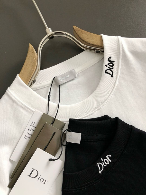 ブランドTシャツ素材ディテール